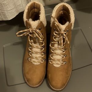 Tan with cream colored elements on the top and on the inside of the laces